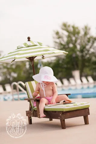 Cissy Sun Hat - Worth Avenue White Seersucker